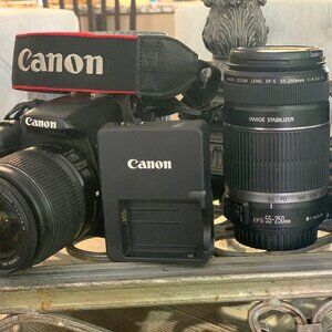 Canon EOS Digital REBEL XSi / 412.2 MP 18-55 55-250 Lenses Battery Charger Case